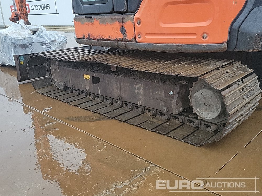 Mini pelle 2017 Hitachi ZX65USB-5A CLP: photos 12 Mini pelle 2017 Hitachi ZX65USB-5A CLP: photos 12