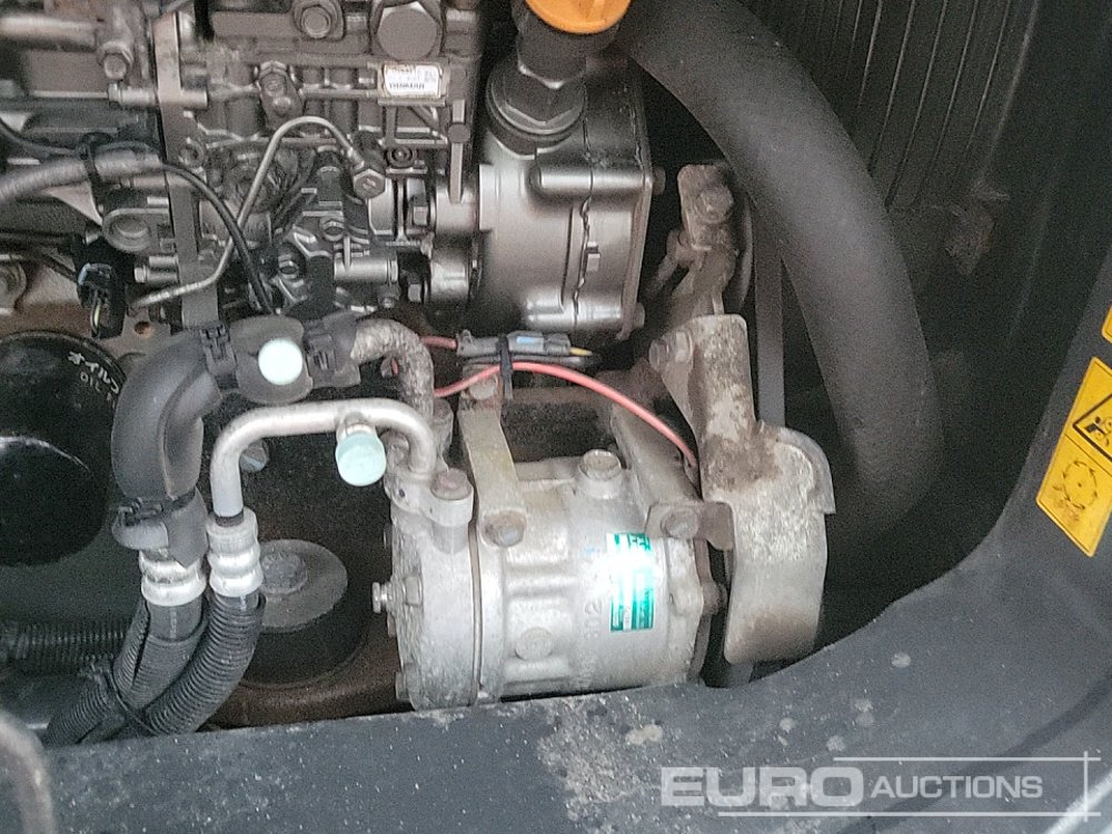 Mini pelle 2017 Hitachi ZX65USB-5A CLP: photos 25 Mini pelle 2017 Hitachi ZX65USB-5A CLP: photos 25