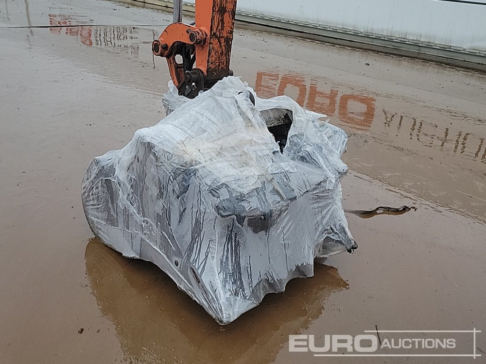 Mini pelle 2017 Hitachi ZX65USB-5A CLP: photos 15 Mini pelle 2017 Hitachi ZX65USB-5A CLP: photos 15