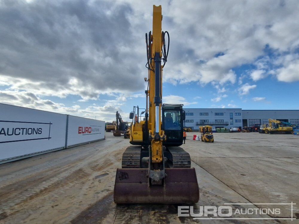 Pelle 2017 JCB JS131LC: photos 8 Pelle 2017 JCB JS131LC: photos 8