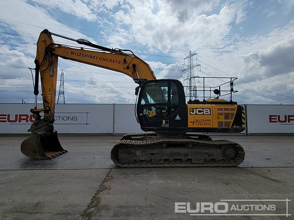 2017 JCB JS220LC 4F - Pelle sur chenille: photos 2 2017 JCB JS220LC 4F - Pelle sur chenille: photos 2