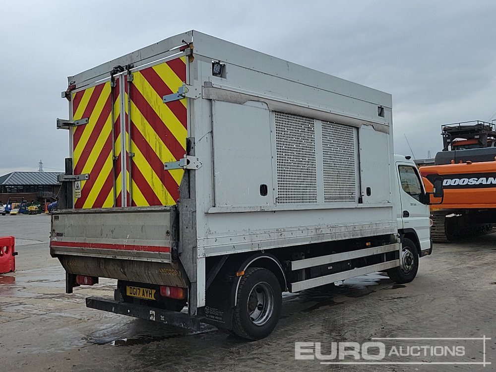 2017 Mitsubishi Canter - Camion benne: photos 5 2017 Mitsubishi Canter - Camion benne: photos 5