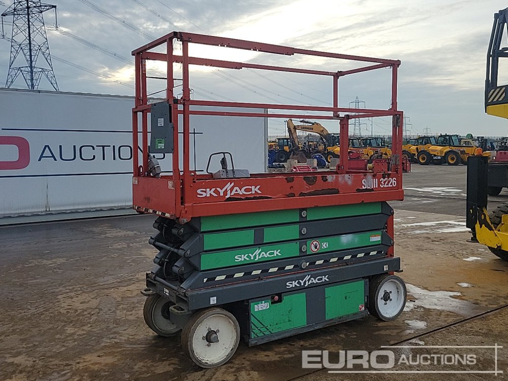 2017 SkyJack SJ3226 - Nacelle: photos 1 2017 SkyJack SJ3226 - Nacelle: photos 1