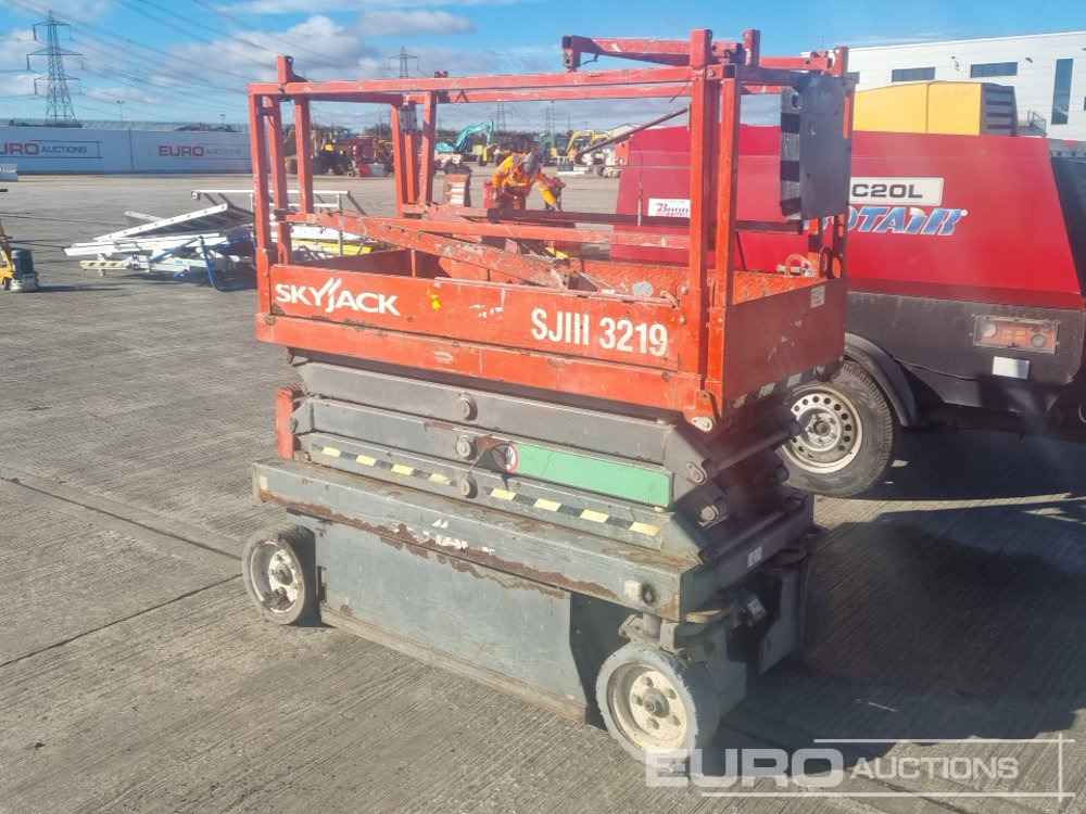 2017 SkyJack SJIII 3219 - Nacelle: photos 3 2017 SkyJack SJIII 3219 - Nacelle: photos 3