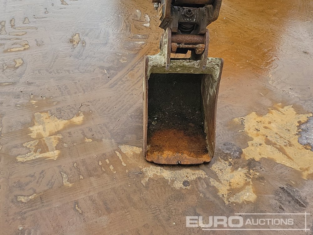 Mini pelle 2017 Takeuchi TB230: photos 16