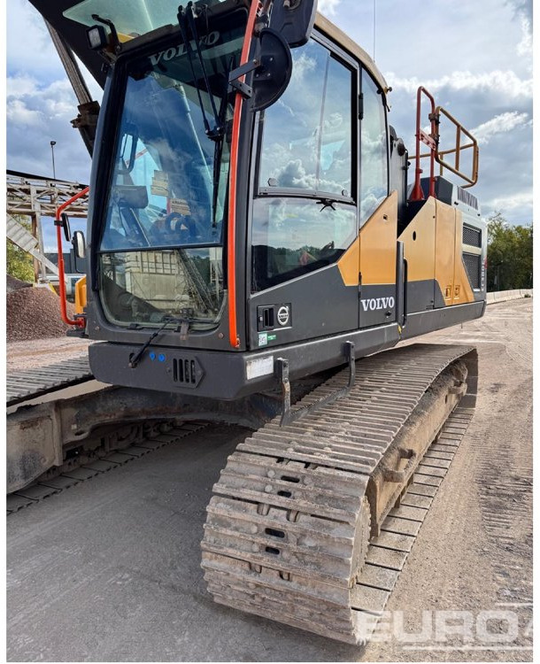 2017 Volvo EC380EL - Pelle sur chenille: photos 1 2017 Volvo EC380EL - Pelle sur chenille: photos 1