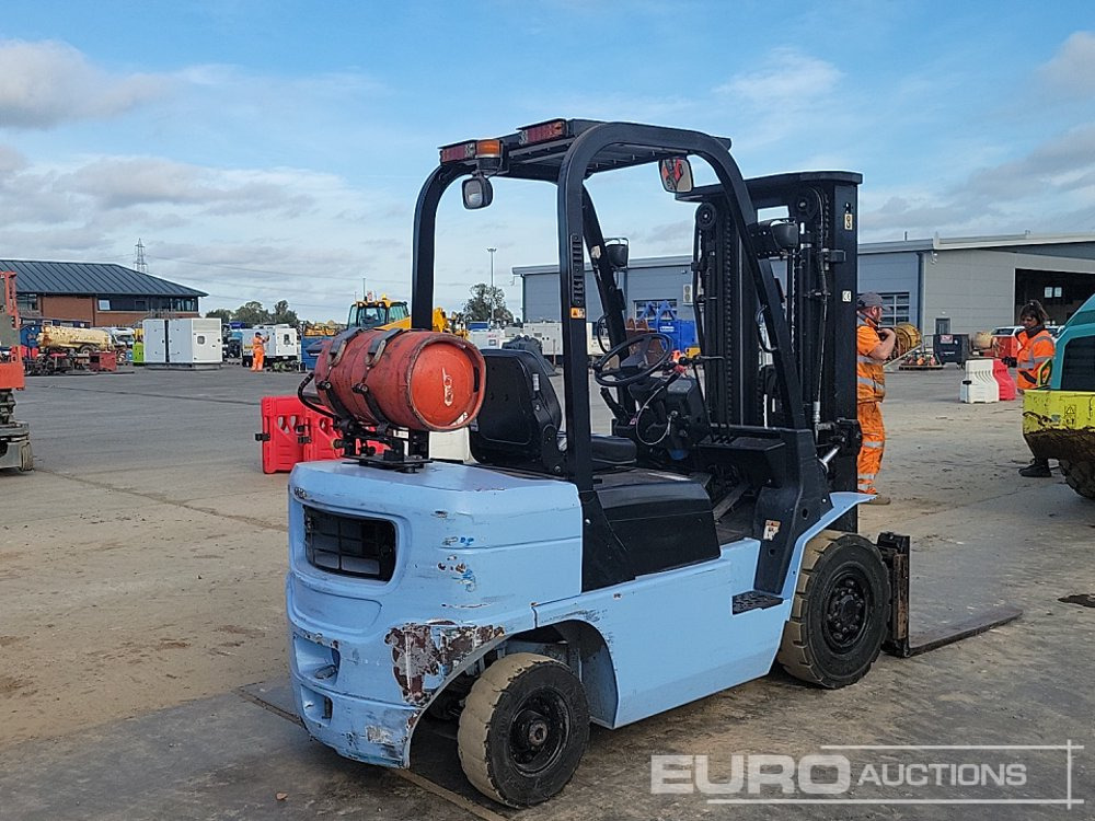 2017 Yale UT25P - Chariot élévateur: photos 5 2017 Yale UT25P - Chariot élévateur: photos 5