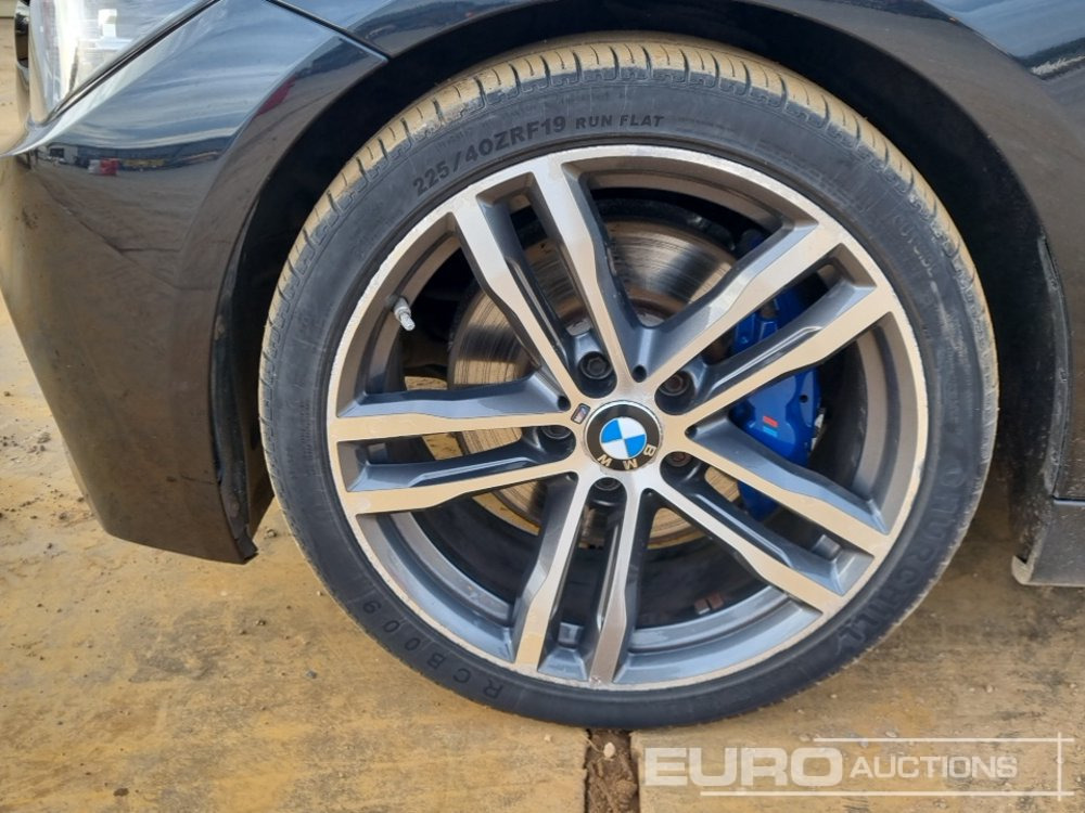 Voiture 2018 BMW 330E M Sport: photos 9