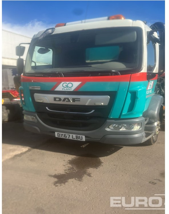 2018 DAF LF230 FA - Balayeuse de voirie: photos 1 2018 DAF LF230 FA - Balayeuse de voirie: photos 1