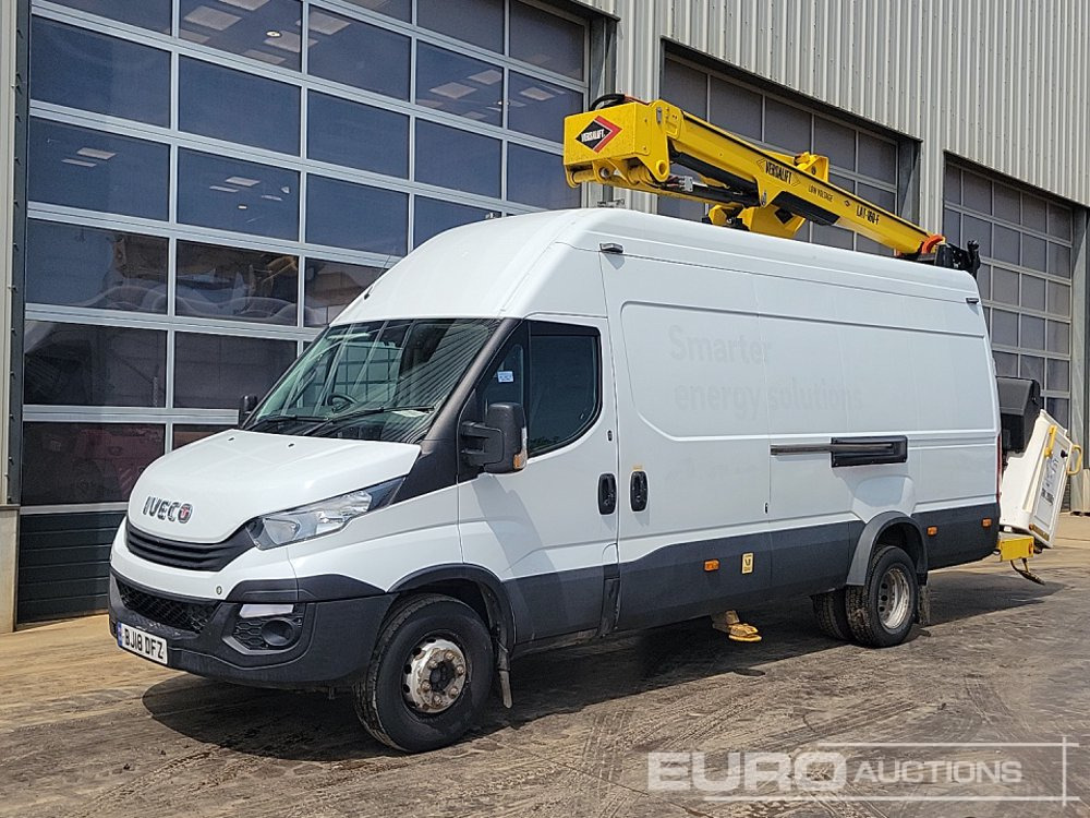 2018 Iveco Daily 65C15 - Camion avec nacelle: photos 1 2018 Iveco Daily 65C15 - Camion avec nacelle: photos 1