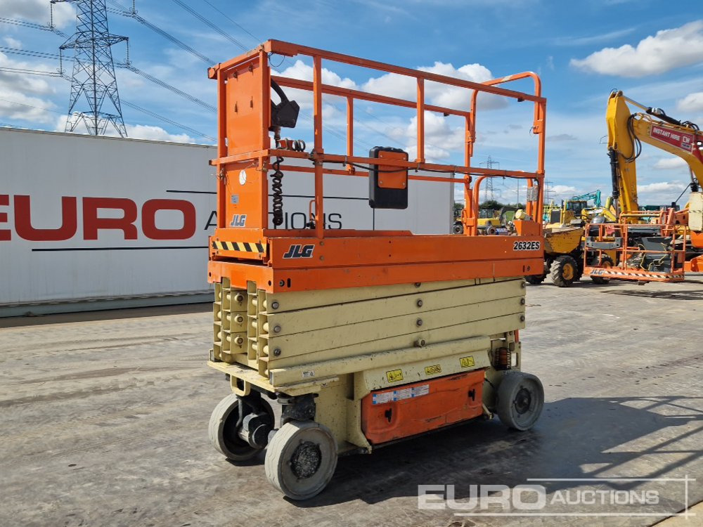 2018 JLG 2632ES - Nacelle: photos 1 2018 JLG 2632ES - Nacelle: photos 1