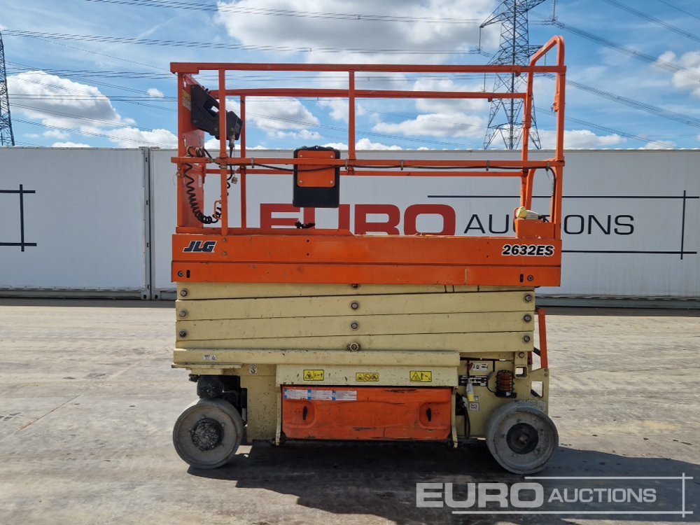 2018 JLG 2632ES - Nacelle: photos 2 2018 JLG 2632ES - Nacelle: photos 2