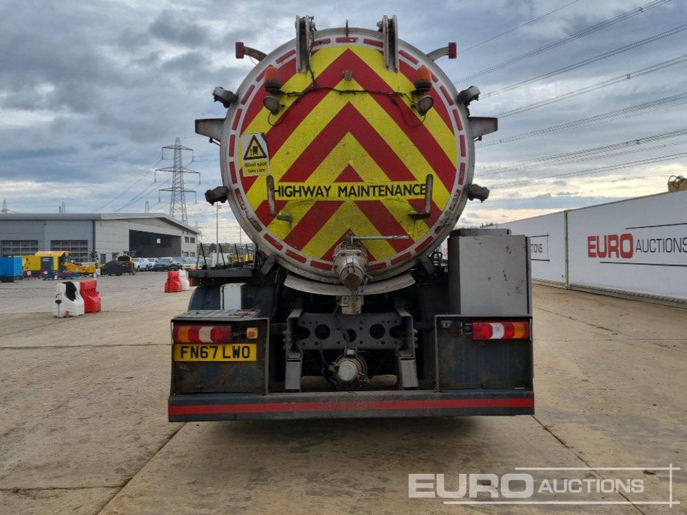 2018 Mercedes Arocs 2533 - Camion citerne: photos 4 2018 Mercedes Arocs 2533 - Camion citerne: photos 4
