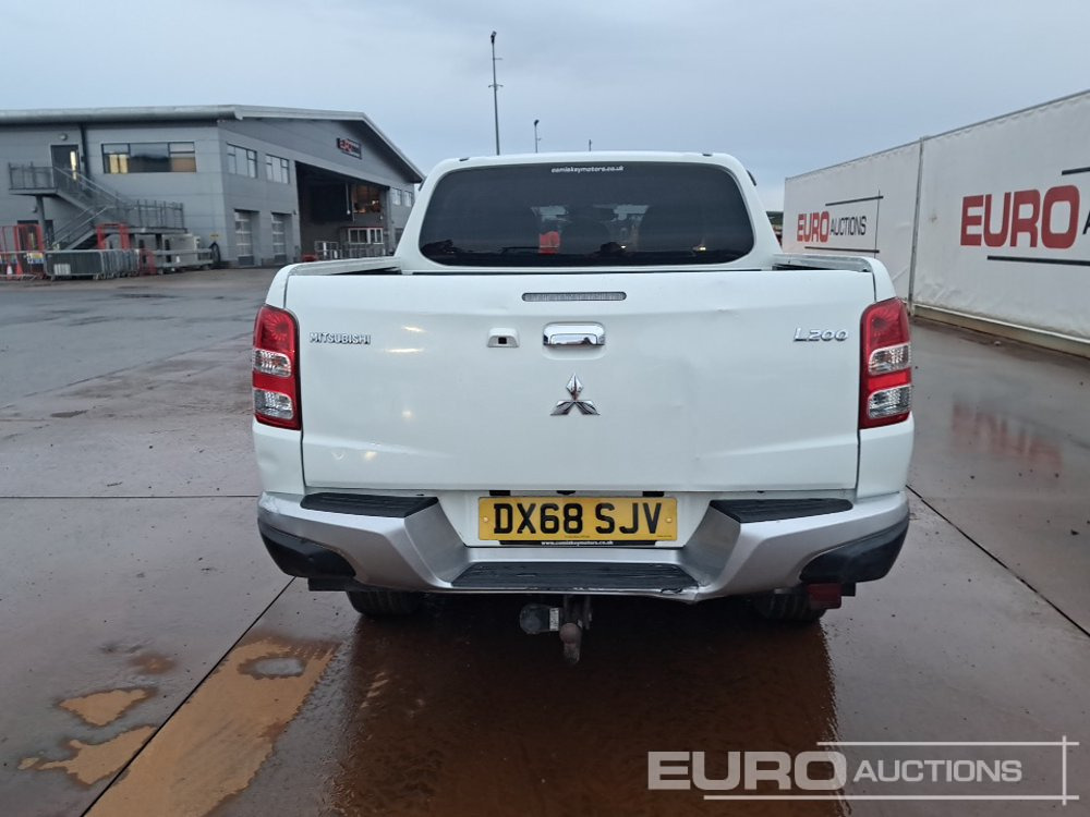 2018 Mitsubishi L200 Warrior - Pick-up: photos 4 2018 Mitsubishi L200 Warrior - Pick-up: photos 4