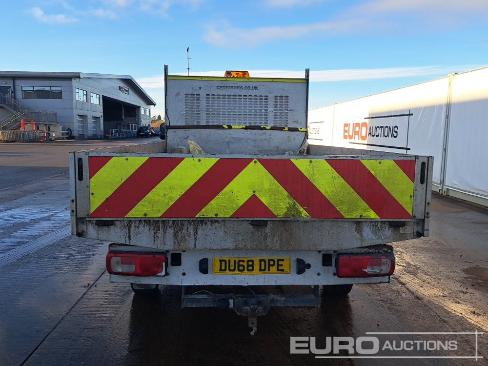 2018 Volkswagen Crafter - Fourgon plateau: photos 4 2018 Volkswagen Crafter - Fourgon plateau: photos 4