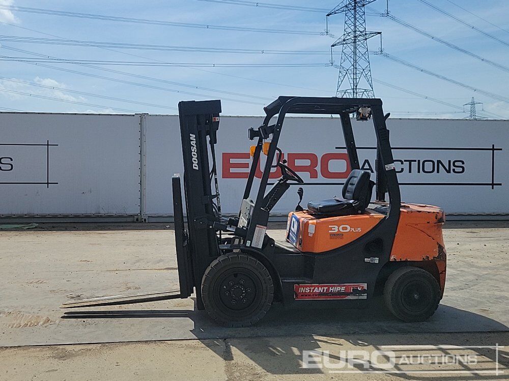 2019 Doosan D30GP - Chariot élévateur: photos 2 2019 Doosan D30GP - Chariot élévateur: photos 2