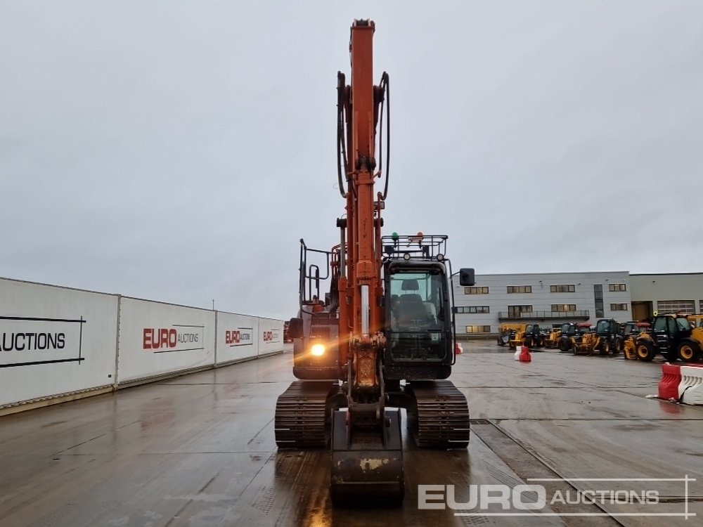 Pelle sur chenille 2019 Hitachi ZX135US-6: photos 8 Pelle sur chenille 2019 Hitachi ZX135US-6: photos 8