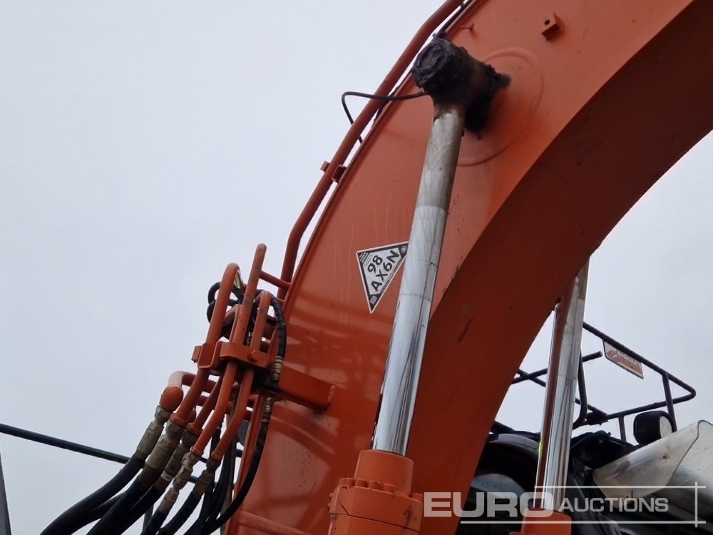 Pelle sur chenille 2019 Hitachi ZX135US-6: photos 19 Pelle sur chenille 2019 Hitachi ZX135US-6: photos 19