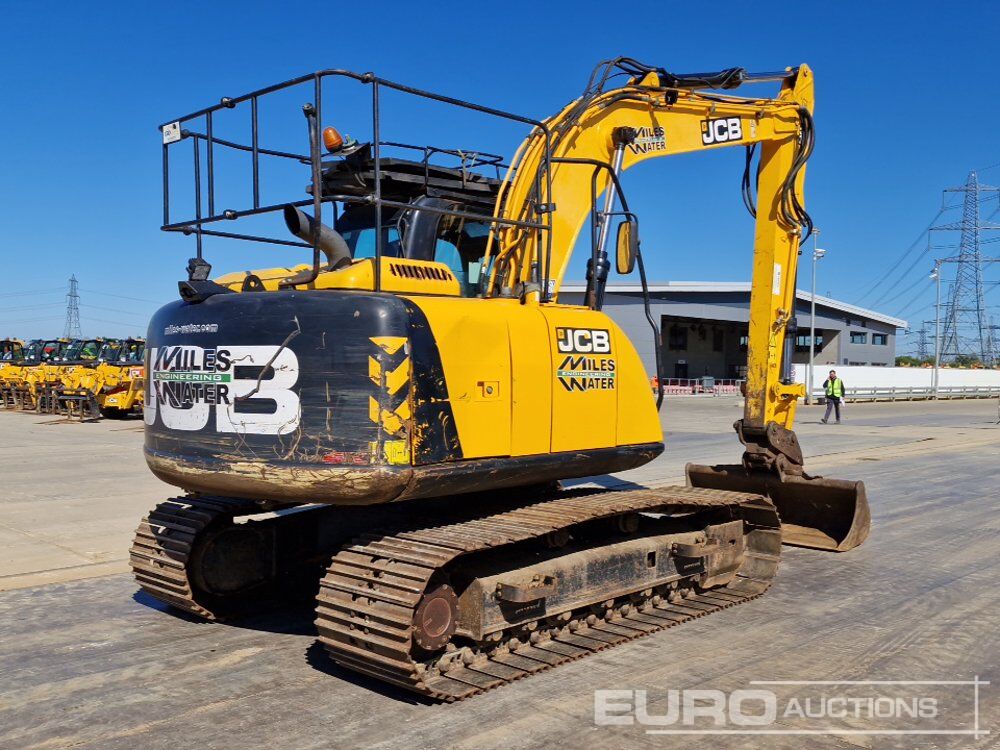 2019 JCB JS131LC - Pelle sur chenille: photos 5 2019 JCB JS131LC - Pelle sur chenille: photos 5