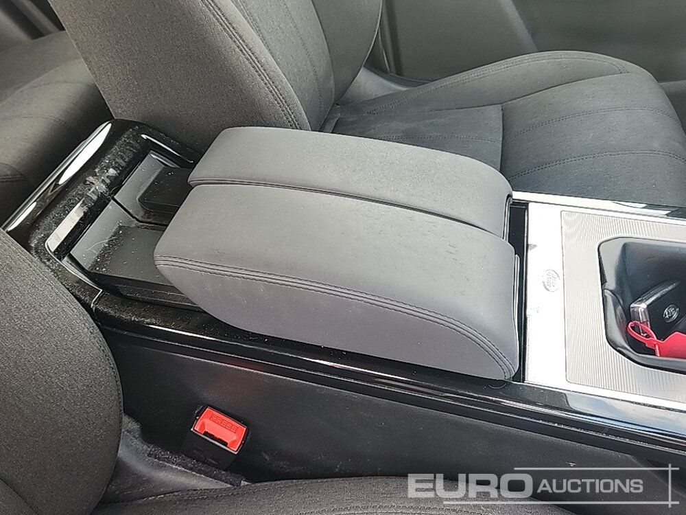 SUV 2019 Range Rover Evoque: photos 20 SUV 2019 Range Rover Evoque: photos 20