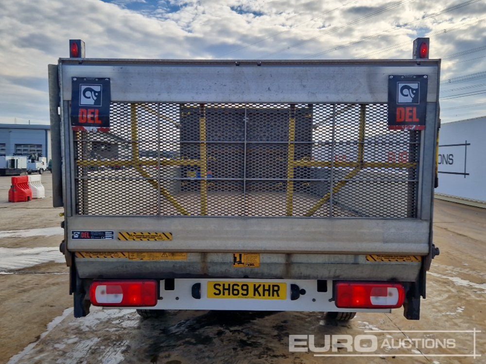 2019 Volkswagen Crafter CR35 - Fourgon plateau: photos 4 2019 Volkswagen Crafter CR35 - Fourgon plateau: photos 4