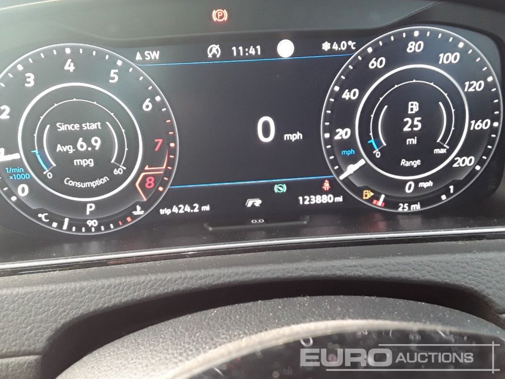 2019 Volkswagen Golf R - Voiture: photos 4 2019 Volkswagen Golf R - Voiture: photos 4