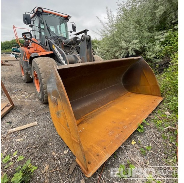 2020 Doosan DL300-5 - Chargeuse sur pneus: photos 5 2020 Doosan DL300-5 - Chargeuse sur pneus: photos 5