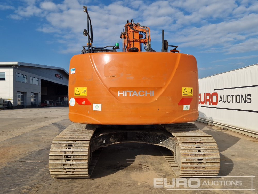 2020 Hitachi ZX225USRLC-6 - Pelle sur chenille: photos 4 2020 Hitachi ZX225USRLC-6 - Pelle sur chenille: photos 4