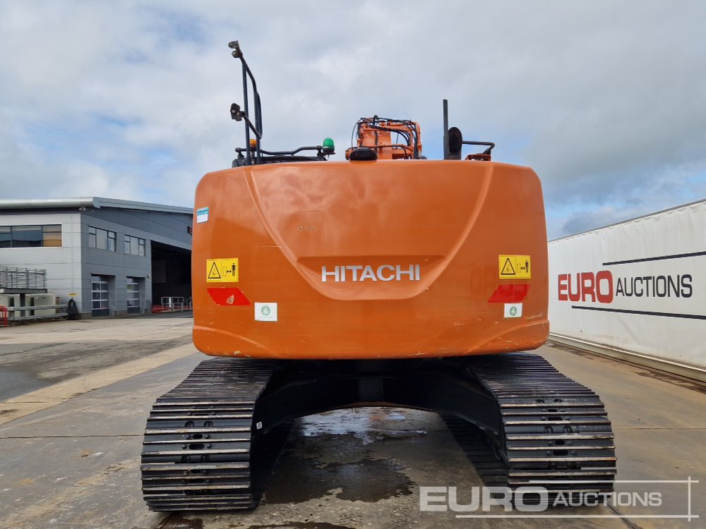 2020 Hitachi ZX225USRLC-6 - Pelle sur chenille: photos 4 2020 Hitachi ZX225USRLC-6 - Pelle sur chenille: photos 4