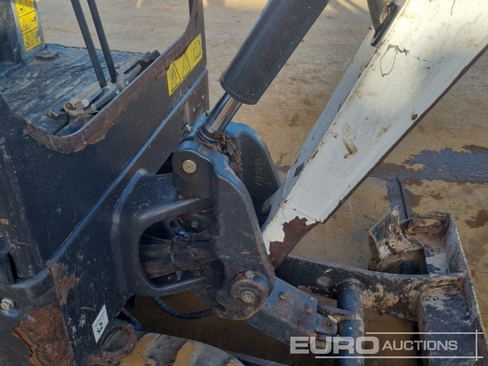 Mini pelle 2021 Bobcat E19: photos 18 Mini pelle 2021 Bobcat E19: photos 18