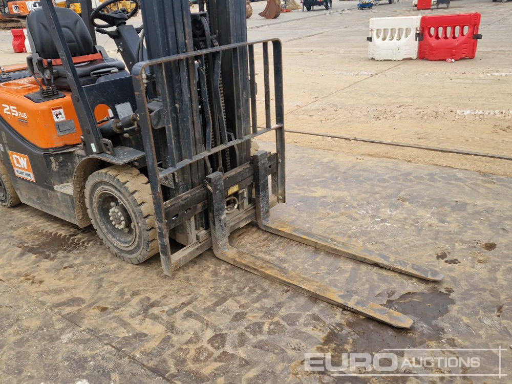 Chariot élévateur 2021 Doosan D25GP: photos 21