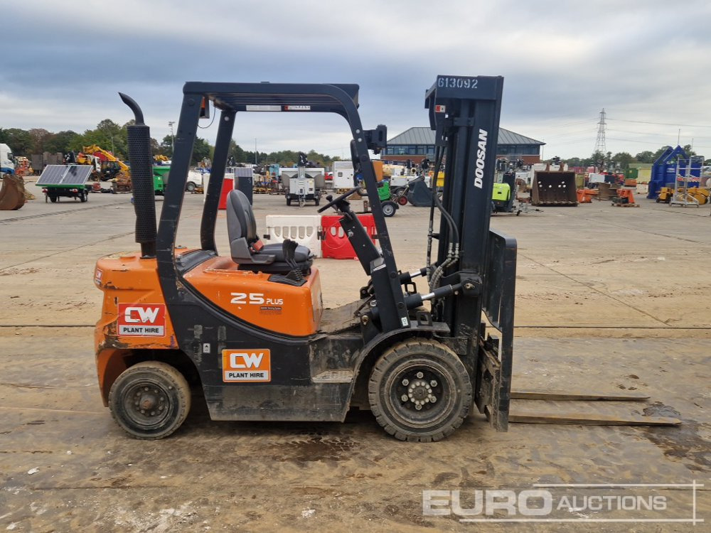 Chariot élévateur 2021 Doosan D25GP: photos 6