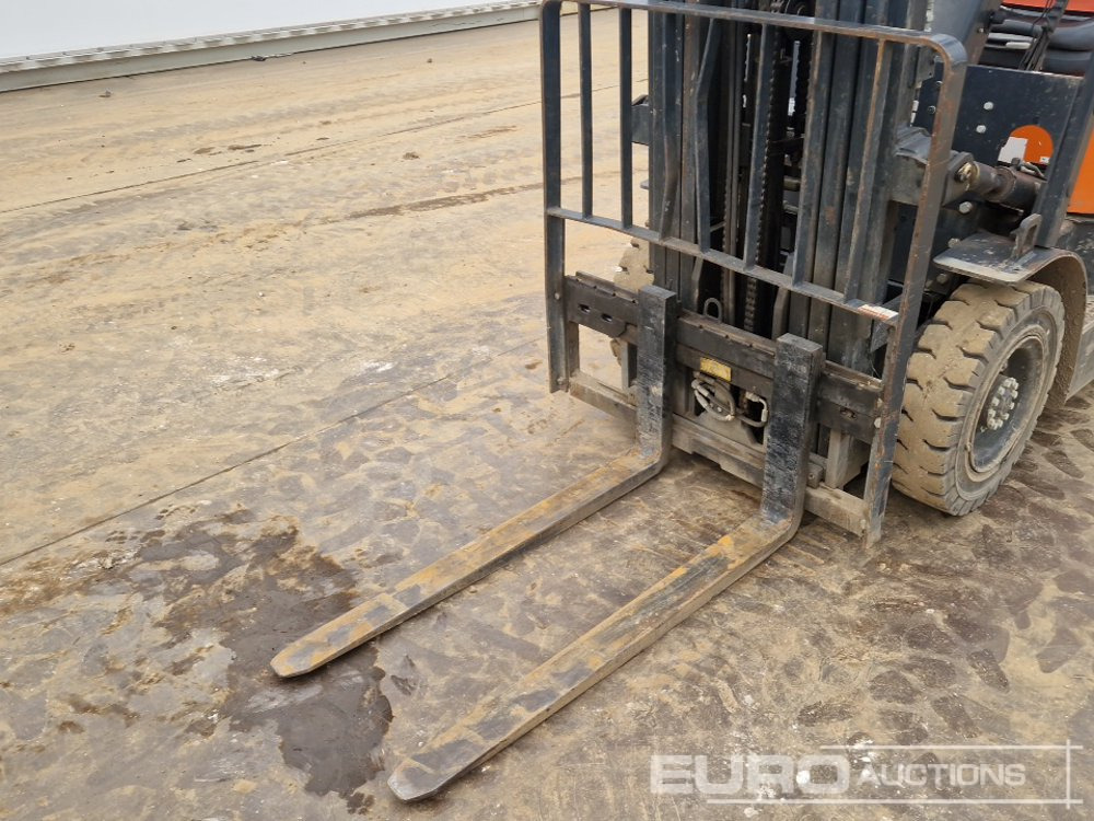 Chariot élévateur 2021 Doosan D25GP: photos 16