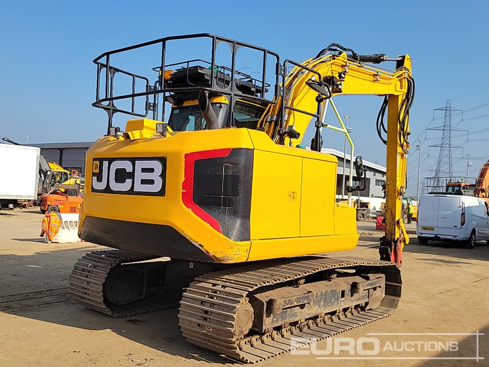 2021 JCB JS131LC - Pelle sur chenille: photos 5 2021 JCB JS131LC - Pelle sur chenille: photos 5