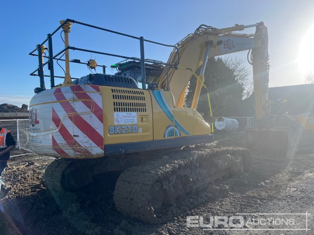 2021 Kobelco SK210LC-10E - Pelle sur chenille: photos 4 2021 Kobelco SK210LC-10E - Pelle sur chenille: photos 4