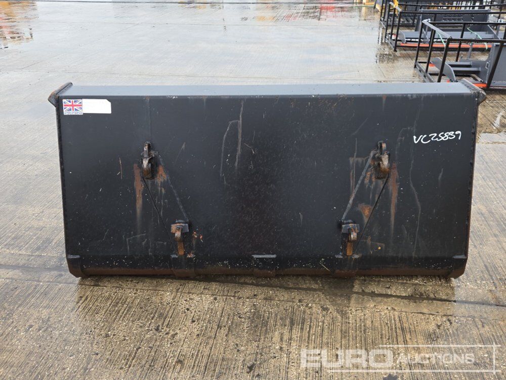 2021 LWC 76" Loading Bucket to suit Telehandler - Godet: photos 4 2021 LWC 76" Loading Bucket to suit Telehandler - Godet: photos 4