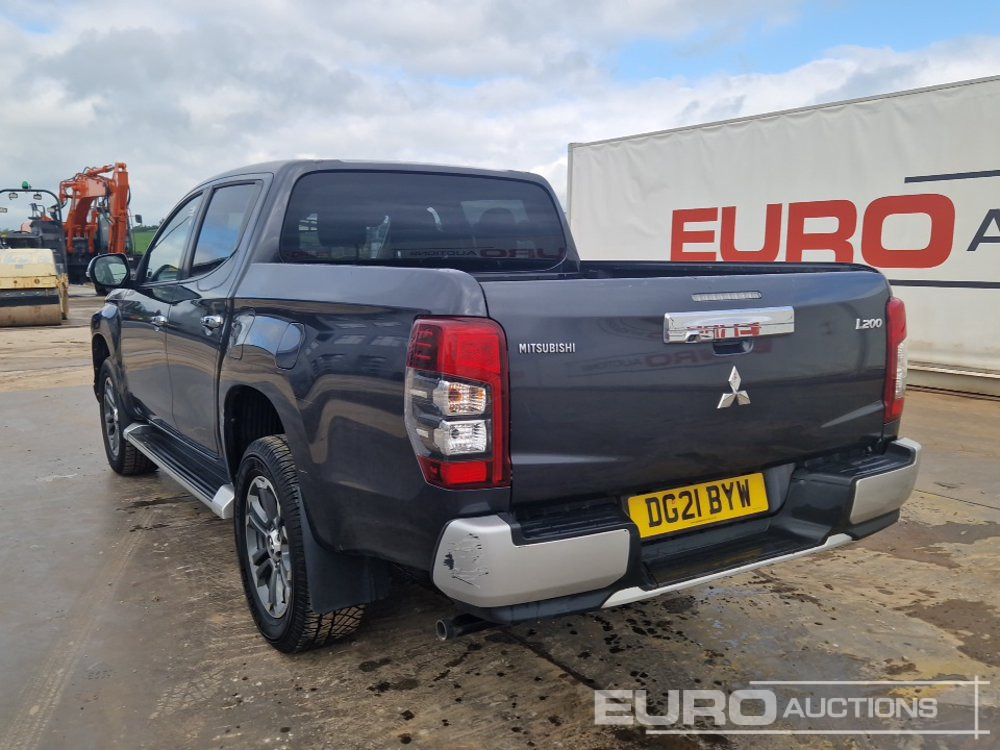 2021 Mitsubishi L200 - Pick-up: photos 3 2021 Mitsubishi L200 - Pick-up: photos 3