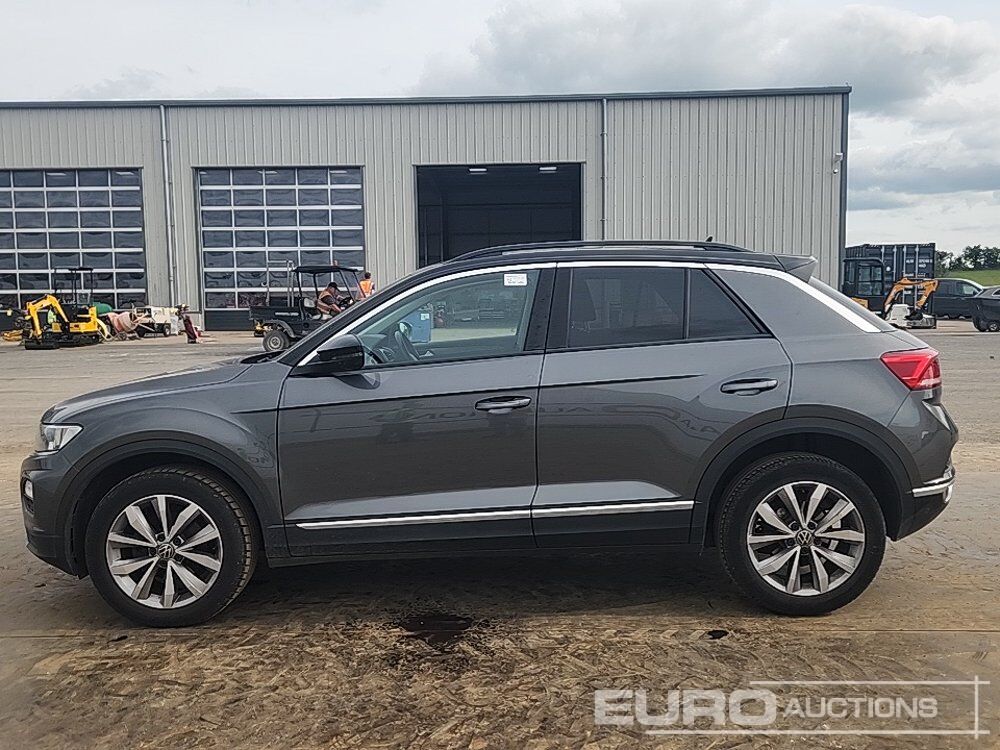 2021 Volkswagen T-Roc - SUV: photos 2 2021 Volkswagen T-Roc - SUV: photos 2