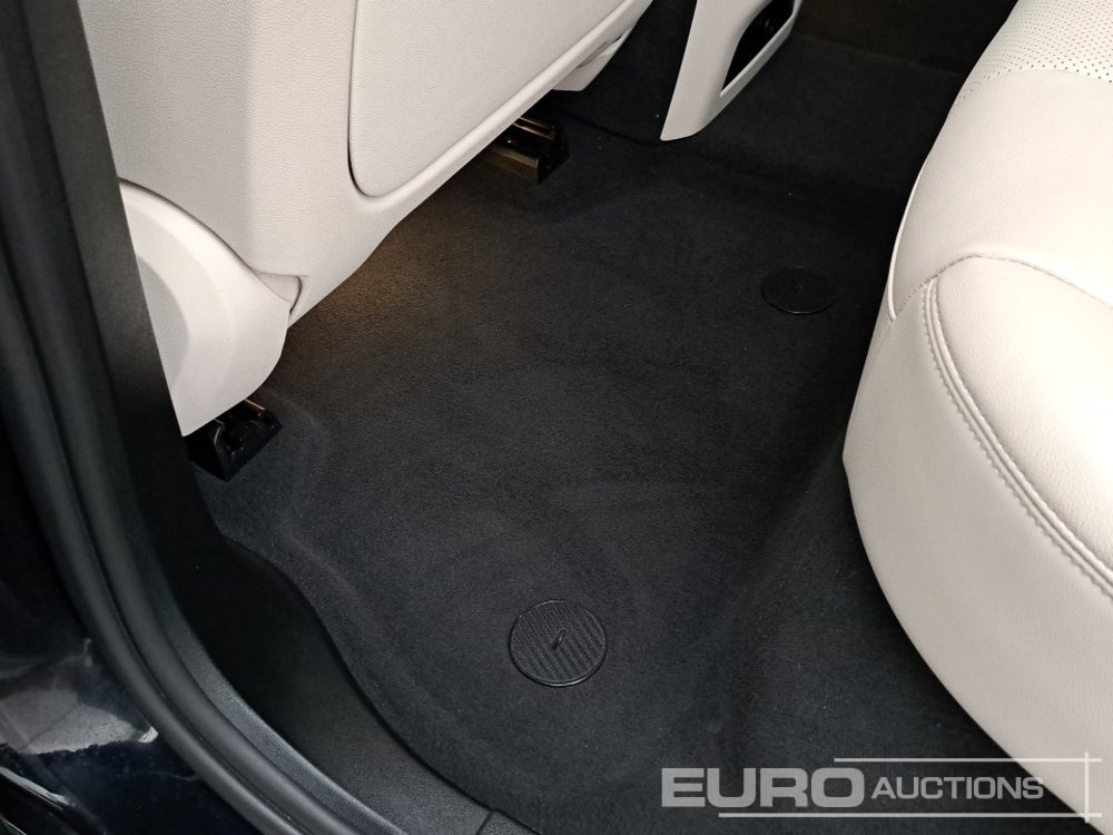 SUV 2022 BMW X5 45E M-Sport: photos 20