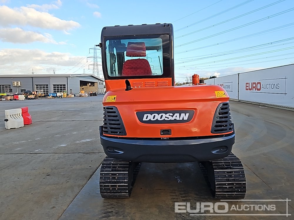 2022 Doosan DX60 - Mini pelle: photos 4 2022 Doosan DX60 - Mini pelle: photos 4