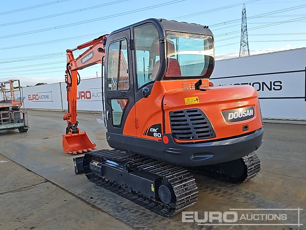 2022 Doosan DX60 - Mini pelle: photos 3 2022 Doosan DX60 - Mini pelle: photos 3