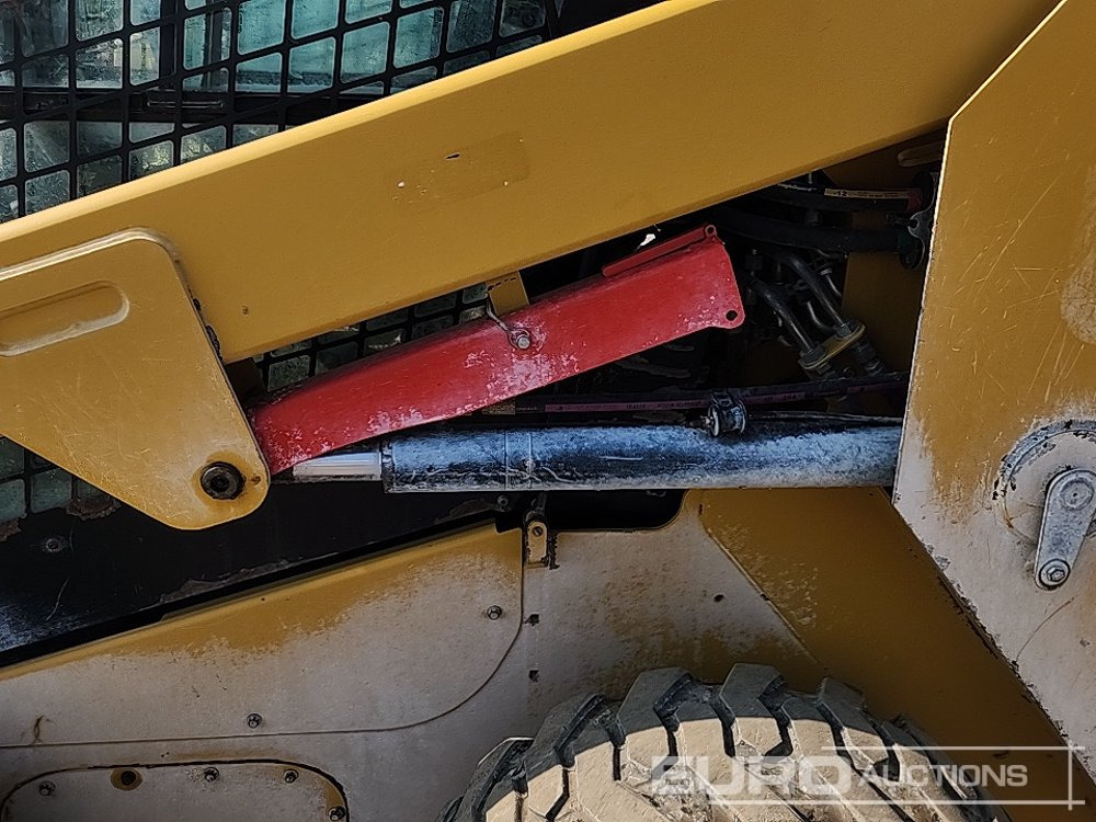 Mini chargeuse 2023 CAT 246D3: photos 13 Mini chargeuse 2023 CAT 246D3: photos 13