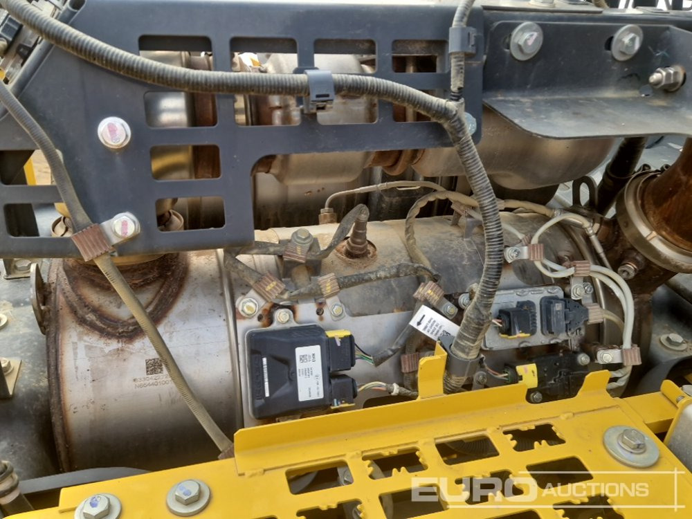 Pelle sur chenille 2023 Komatsu PC210LC-11E0: photos 38 Pelle sur chenille 2023 Komatsu PC210LC-11E0: photos 38