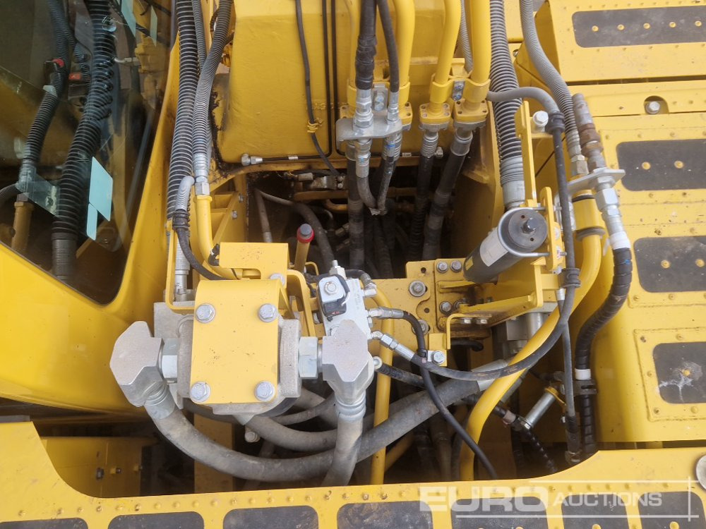 Pelle sur chenille 2023 Komatsu PC210LC-11E0: photos 32 Pelle sur chenille 2023 Komatsu PC210LC-11E0: photos 32