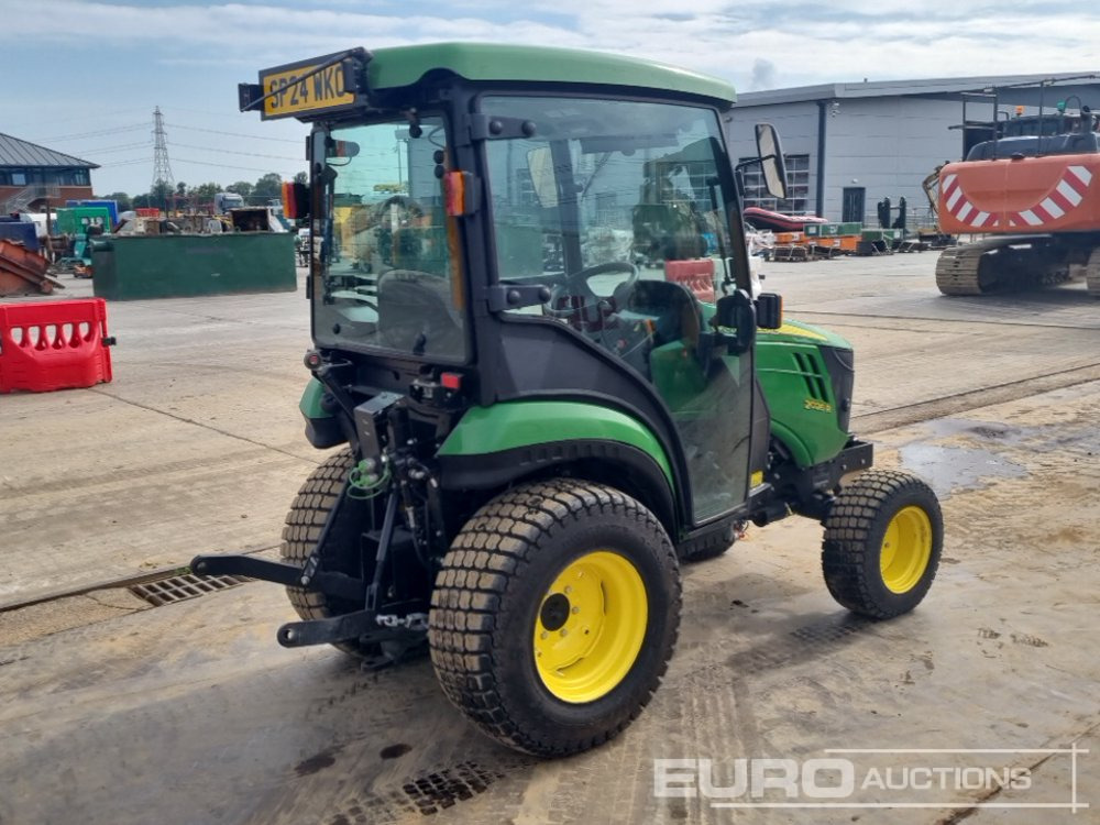 2024 John Deere 2026R - Micro tracteur: photos 5 2024 John Deere 2026R - Micro tracteur: photos 5