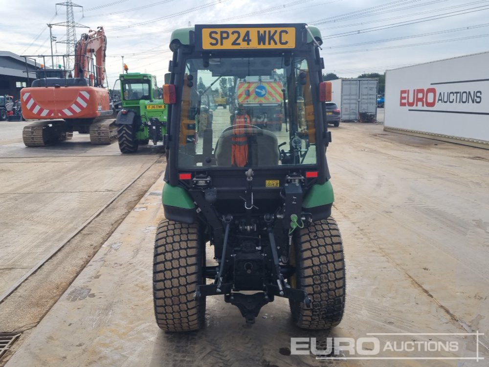 2024 John Deere 2026R - Micro tracteur: photos 4 2024 John Deere 2026R - Micro tracteur: photos 4