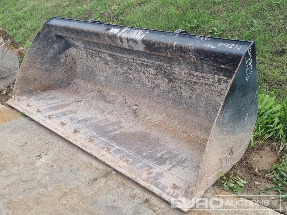 2024 Rhinox 90" Loading Bucket to suit JCB Telehandler - Godet: photos 1 2024 Rhinox 90" Loading Bucket to suit JCB Telehandler - Godet: photos 1