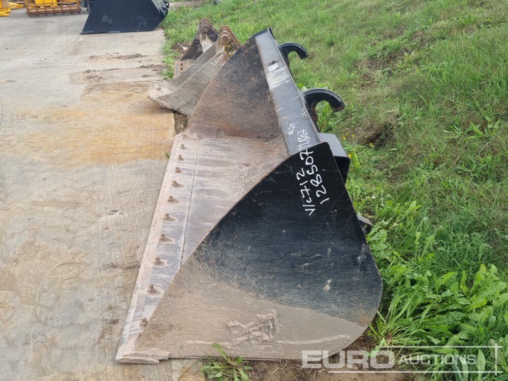 2024 Rhinox 90" Loading Bucket to suit JCB Telehandler - Godet: photos 2 2024 Rhinox 90" Loading Bucket to suit JCB Telehandler - Godet: photos 2