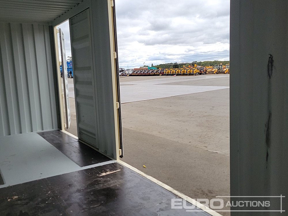 2025 40' x 8' HQ Container, 4 Side Doors, 1 End Door (Cannot Be Reconsigned) - Conteneur maritime: photos 4 2025 40' x 8' HQ Container, 4 Side Doors, 1 End Door (Cannot Be Reconsigned) - Conteneur maritime: photos 4