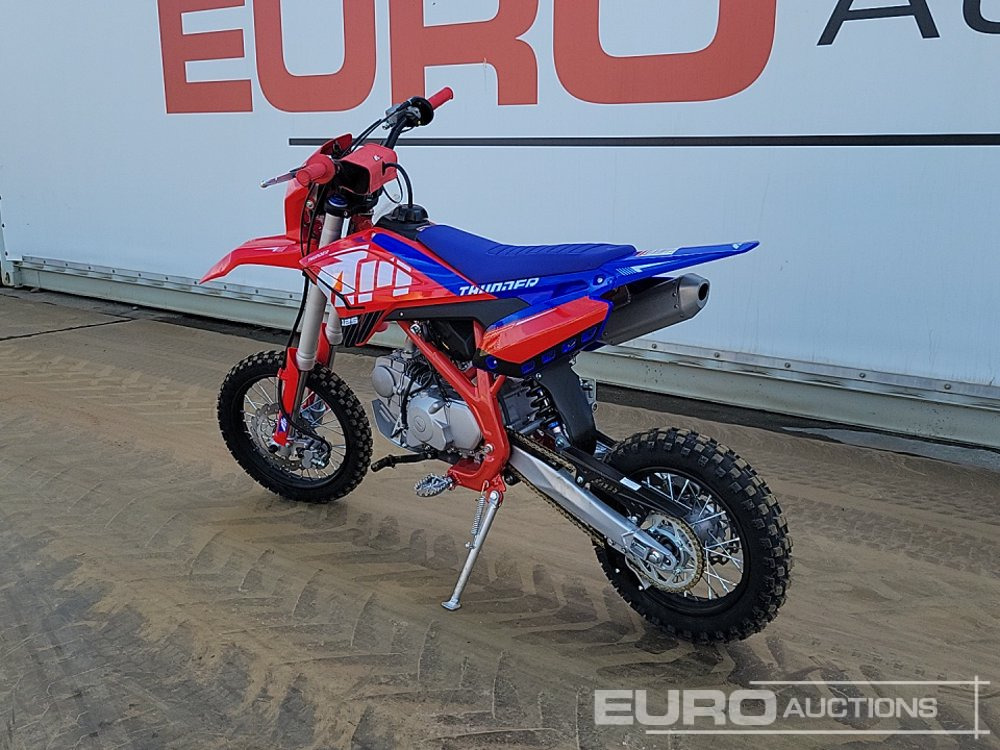 2025 Apollo Thunder 125cc Motorcross Bike, 14" Front, 12" Rear Tyres, Electric Start, Air Cooled, Hydraulic Suspension, Disc Brakes, Lighting Kit (UNASSEMBLED) - Motocyclette: photos 3 2025 Apollo Thunder 125cc Motorcross Bike, 14" Front, 12" Rear Tyres, Electric Start, Air Cooled, Hydraulic Suspension, Disc Brakes, Lighting Kit (UNASSEMBLED) - Motocyclette: photos 3
